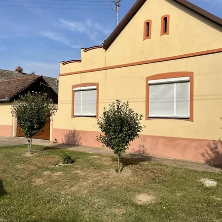 Villa Kuca Na Selu “Anna” Feketić Exterior foto